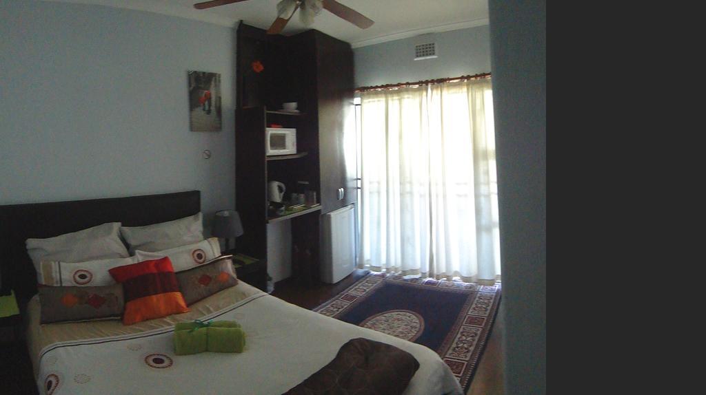 Eaglesnest Bed & Breakfast Kuils River ภายนอก รูปภาพ