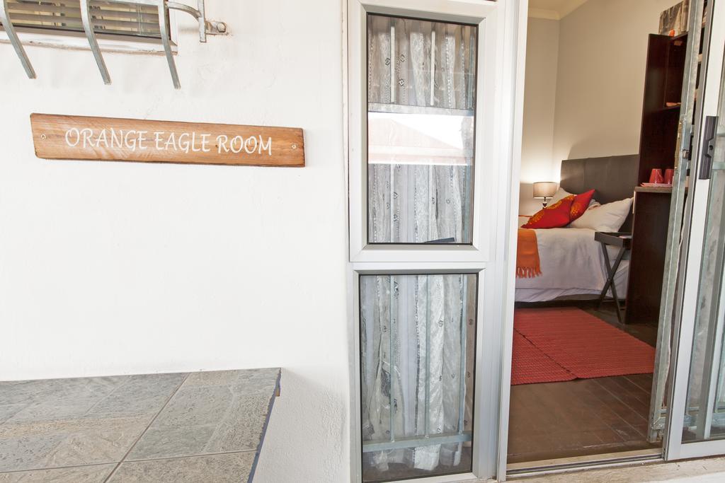 Eaglesnest Bed & Breakfast Kuils River ภายนอก รูปภาพ