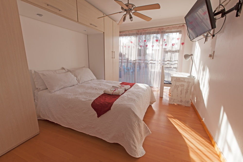 Eaglesnest Bed & Breakfast Kuils River ภายนอก รูปภาพ